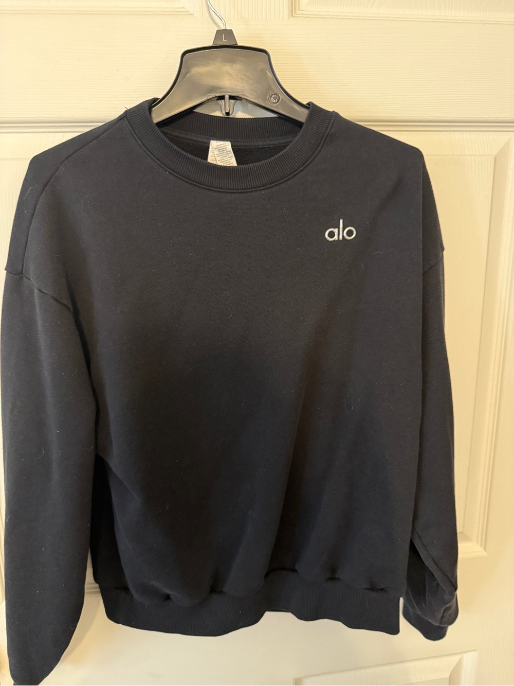 ALO Yoga Black Crewneck Sweatshirt